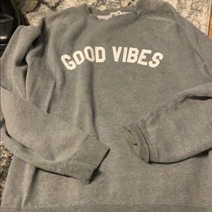 Good Vibes crew neck